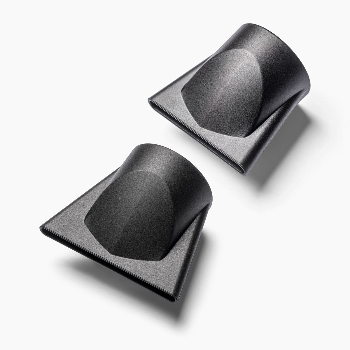 2 concentrator nozzles: 4X70mm - 6X60mm